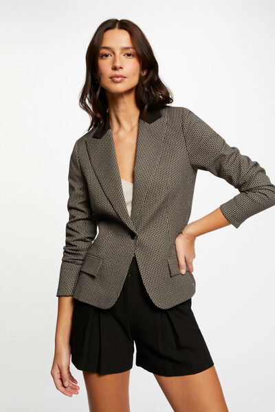Veste cintrée imprimé géométrique noir femme
