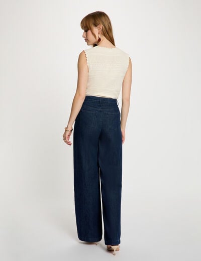 Pull ajust&eacute; col v ivoire femme