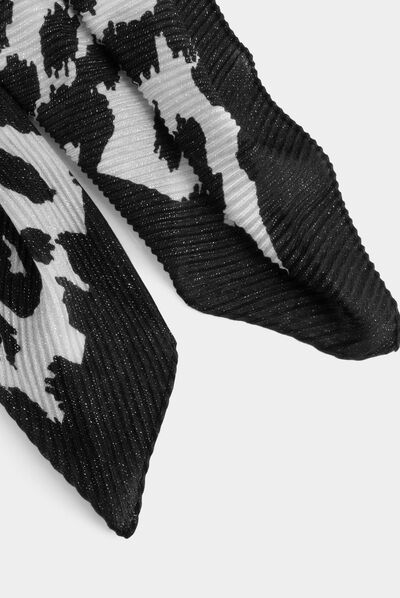 Foulard plissé imprimé animalier noir femme