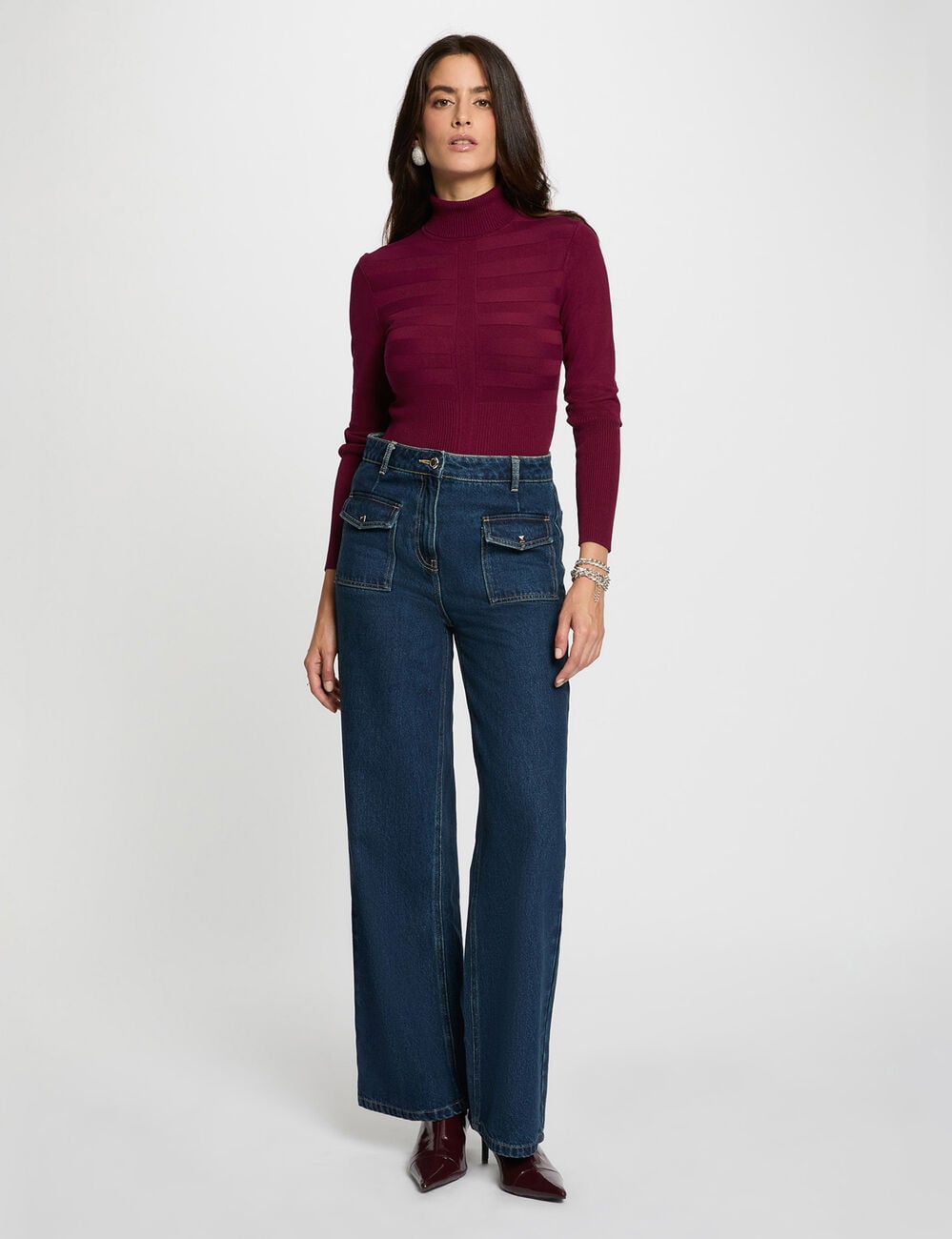 Pull col roul&eacute; cintr&eacute; prune femme