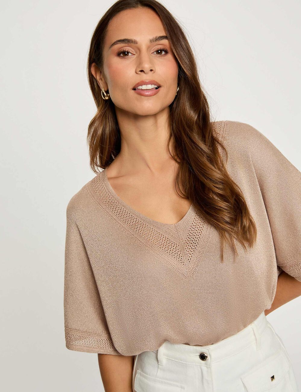 Pull col en V manches courtes taupe femme