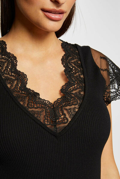 Pull manches courtes à dentelle noir femme