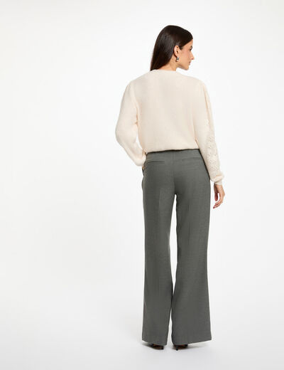 Gilet ajust&eacute; col v ivoire femme