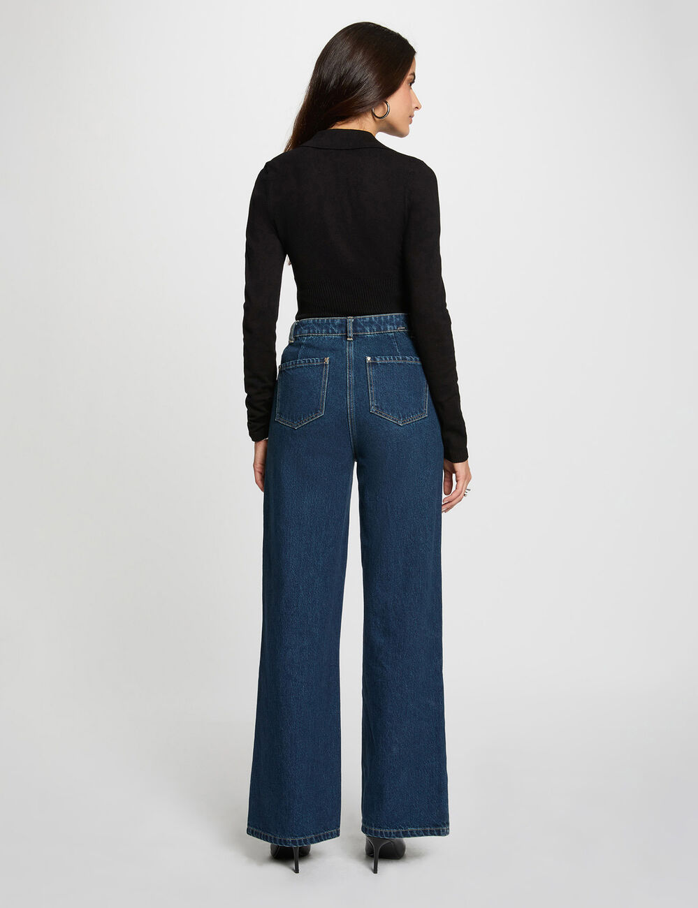 Pull ajust&eacute; col polo noir femme