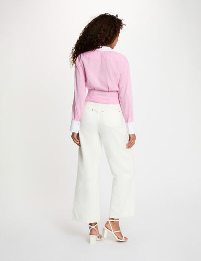 Chemise ajust&eacute;e col v rose femme