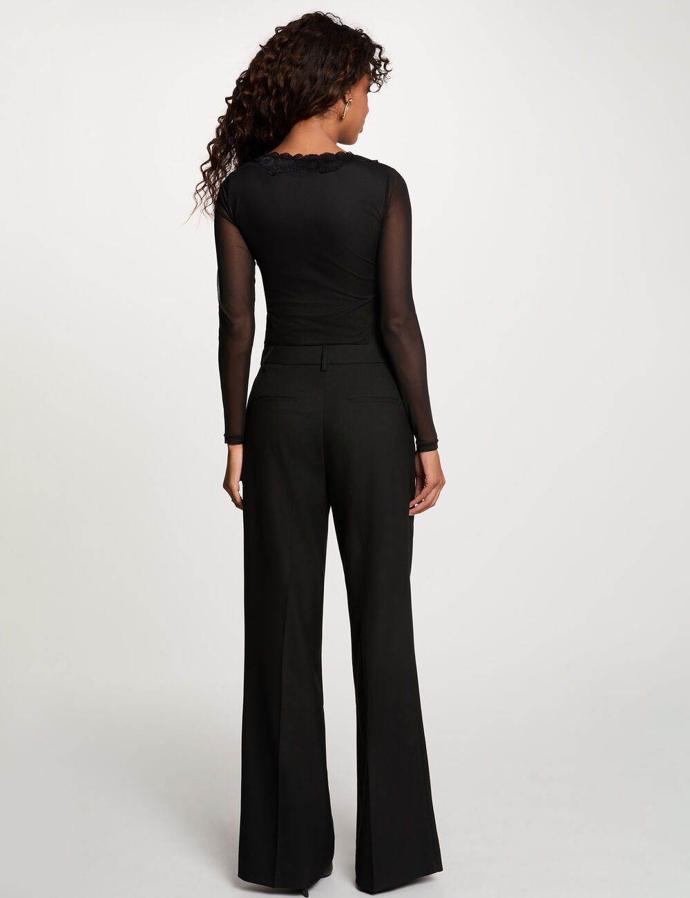 Top dentelle col v noir femme