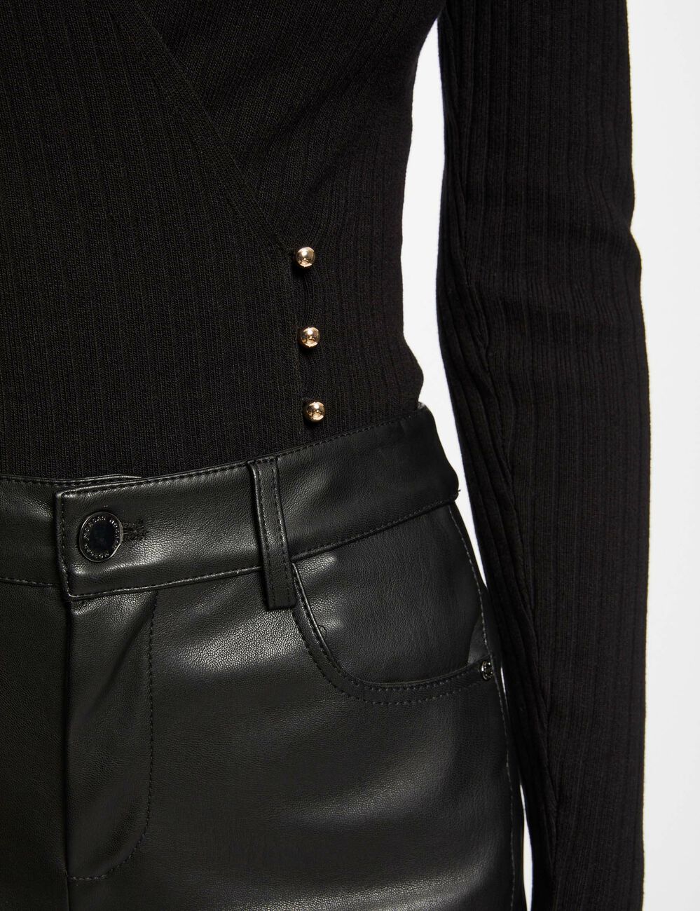 Pull manches longues col cache-coeur noir femme