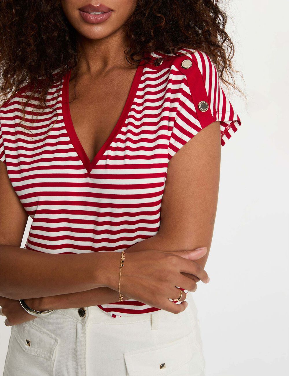 T-shirt ray&eacute; col v blanc femme