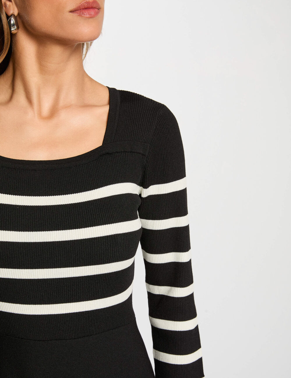 Robe tricot trap&egrave;ze &agrave; rayures noir femme