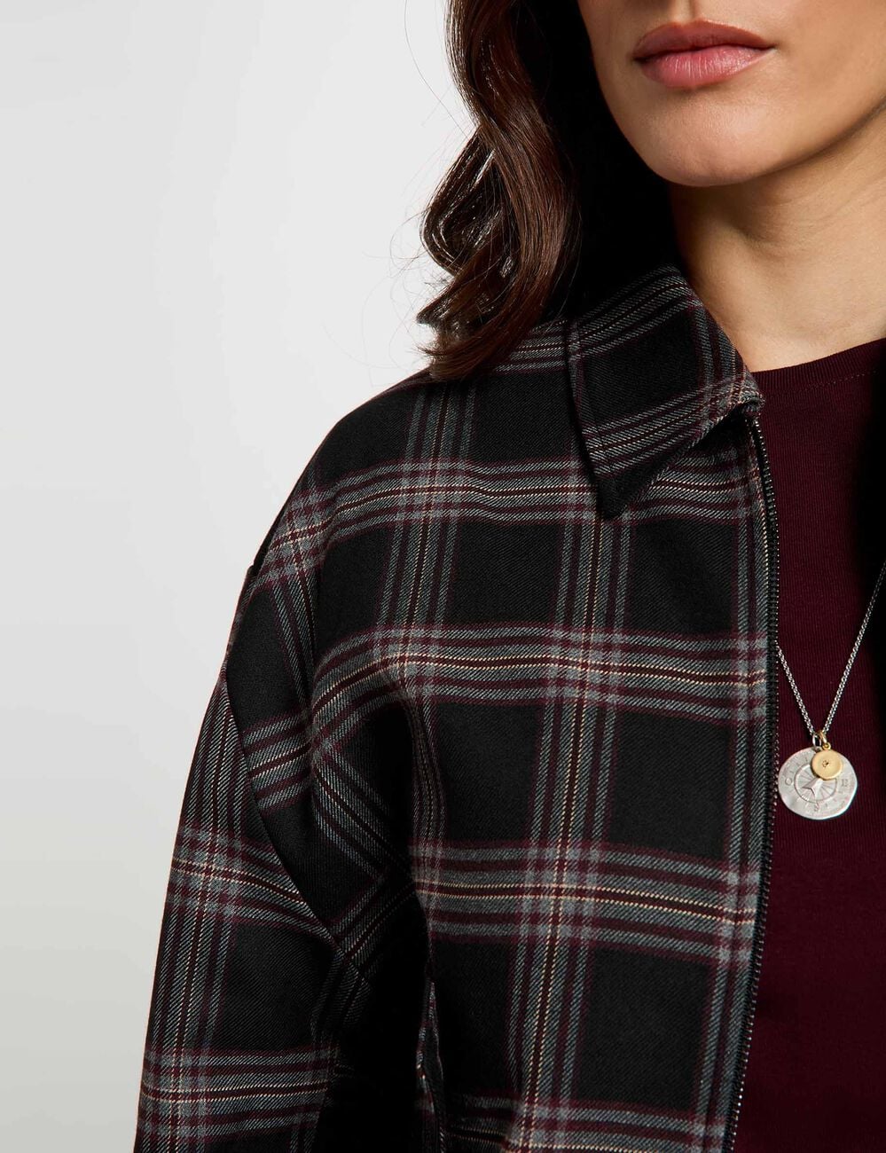 Blouson &agrave; carreaux noir femme
