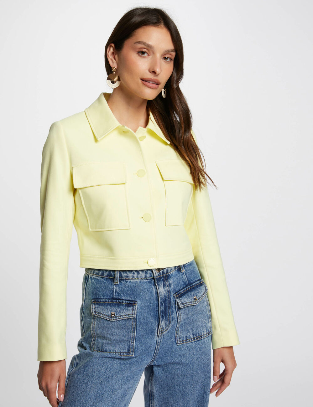 Veste courte boutonnée jaune clair femme