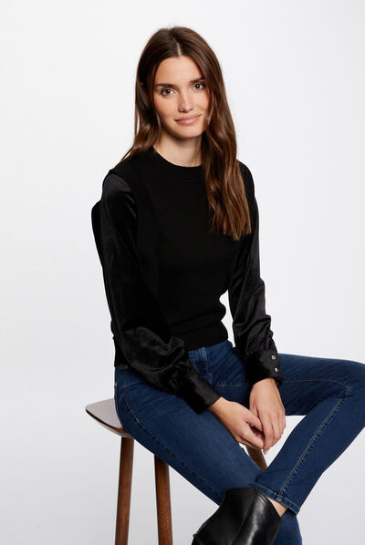 Pull manches longues à col montant noir femme