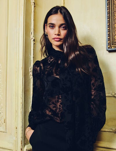 Chemise col lavalli&egrave;re noir femme