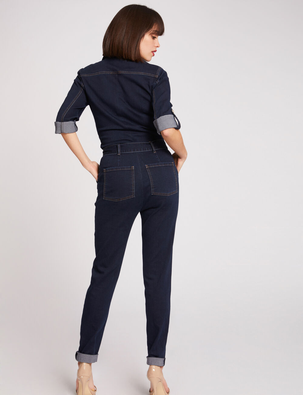 Combinaison droite ceintur&eacute;e en jean jean brut femme