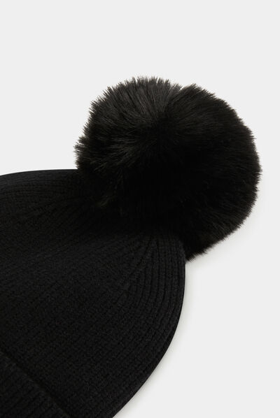 Bonnet avec boutons et pompon noir femme