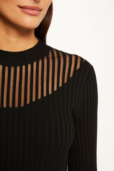 Pull manches longues col montant noir femme