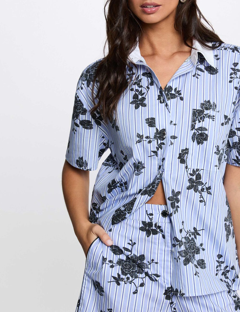 Chemise col contrast&eacute; multicolore femme