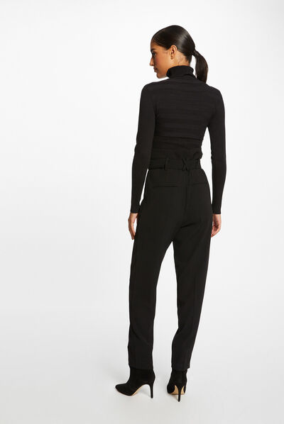 Pull manches longues col roulé noir femme