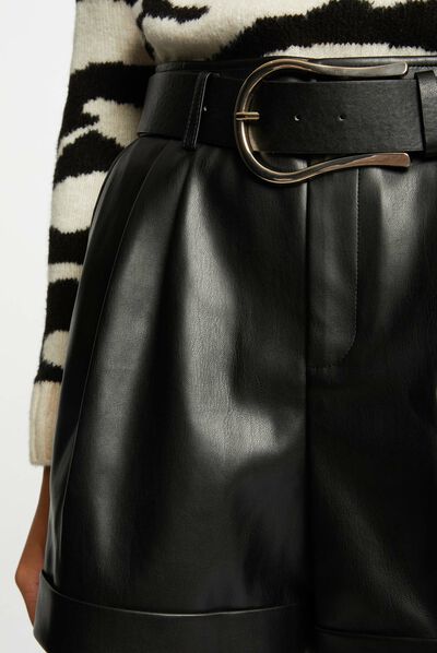 Short paperbag ceinturé simili cuir noir femme