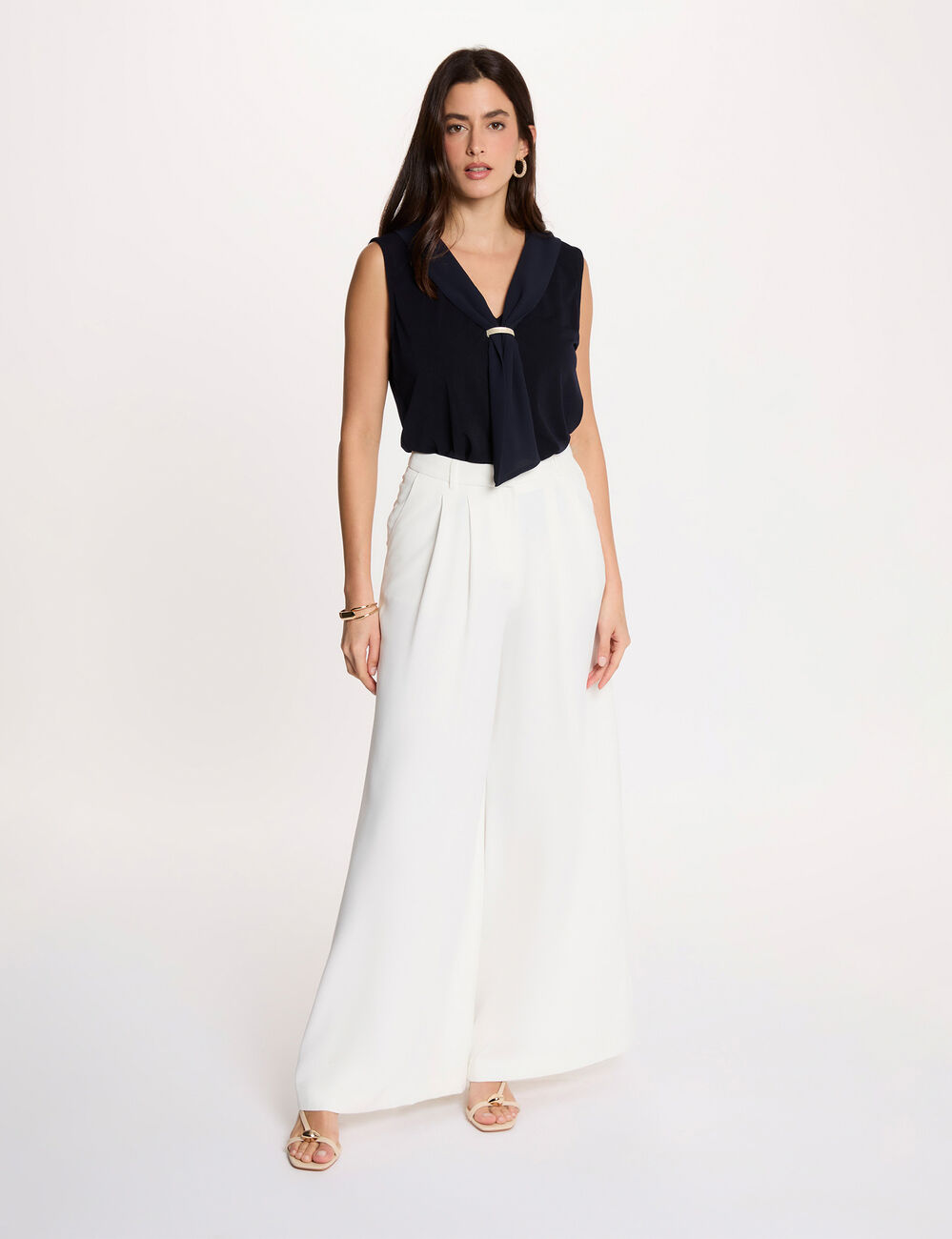 T-shirt col lavalli&egrave;re bleu marine femme