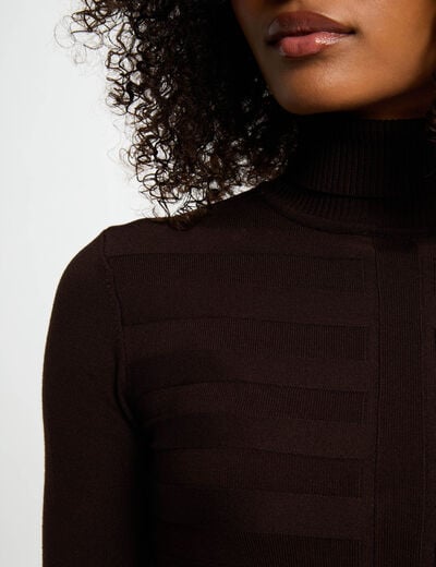 Pull col roul&eacute; cintr&eacute; marron fonc&eacute; femme