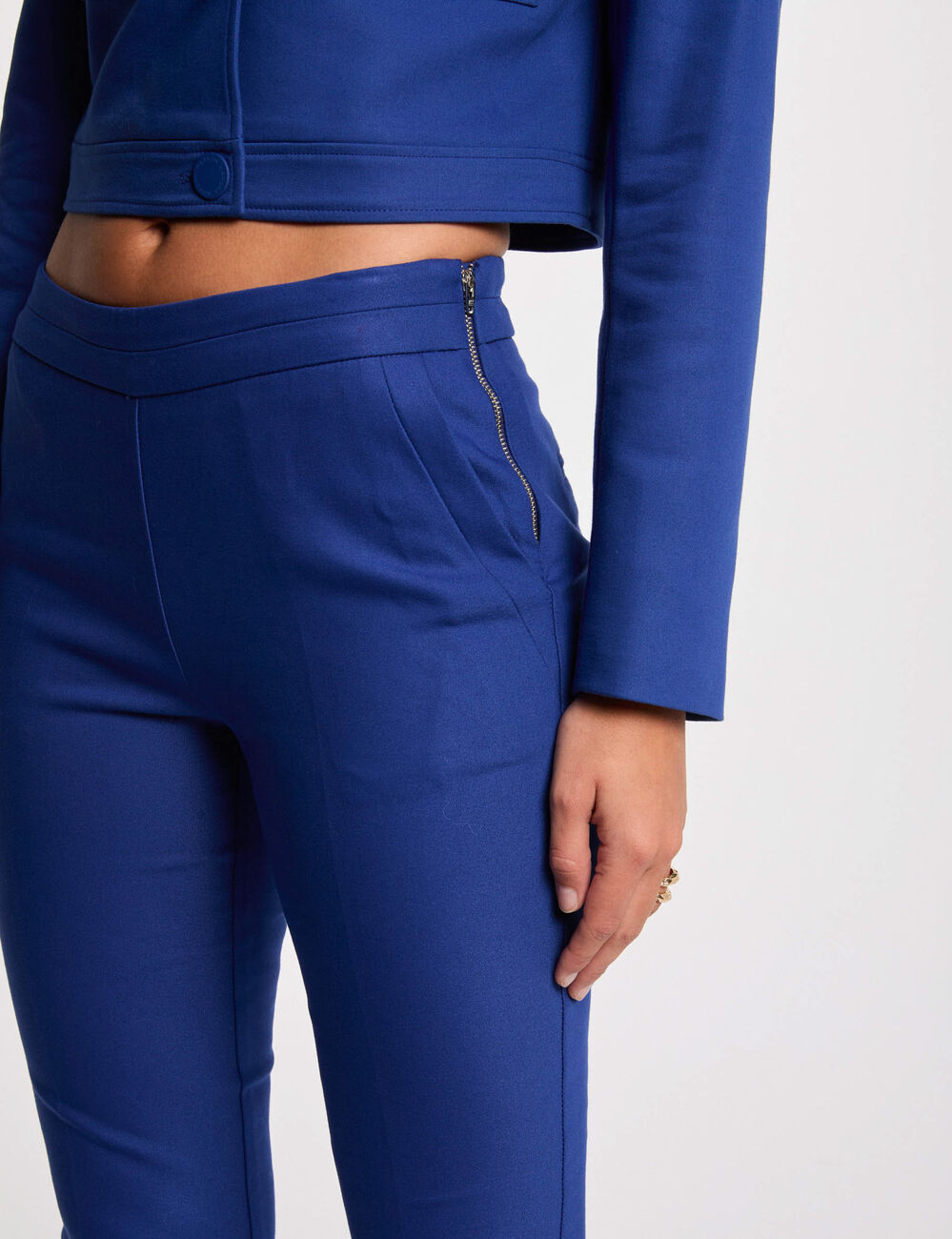 Pantalon cigarette 7/8&egrave;me bleu electrique femme