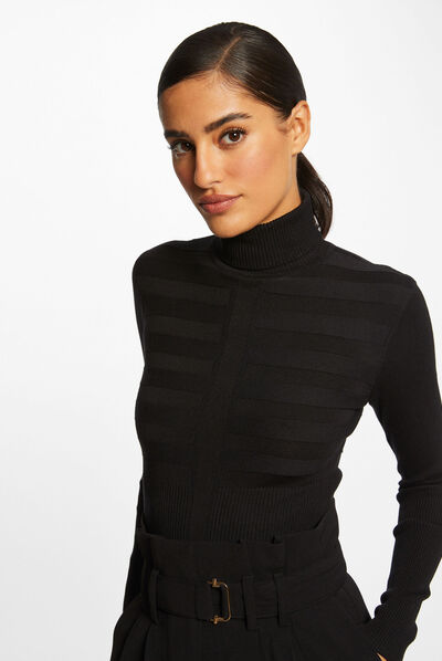 Pull manches longues col roulé noir femme