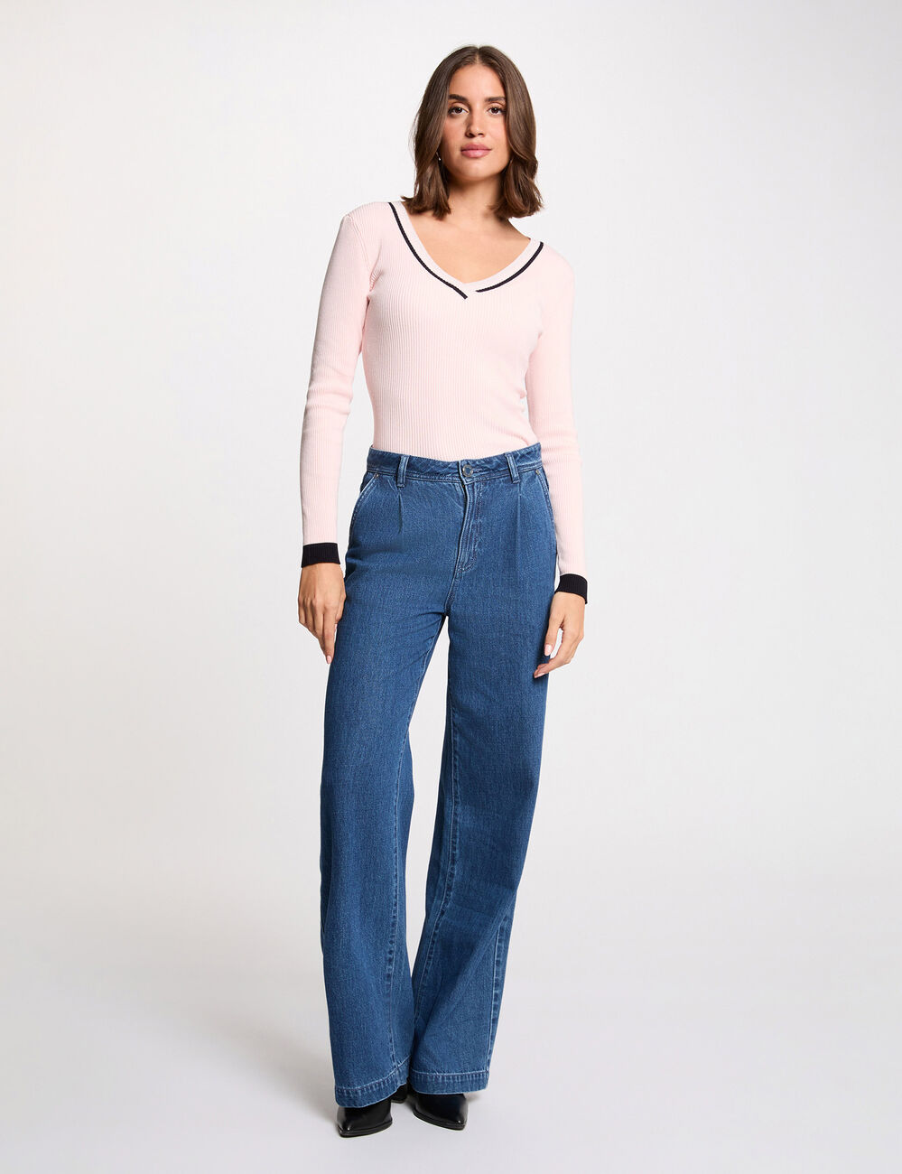 Pull manches longues col en V rose clair femme