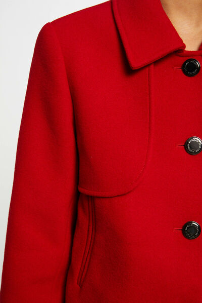 Manteau court droit boutonné rouge femme