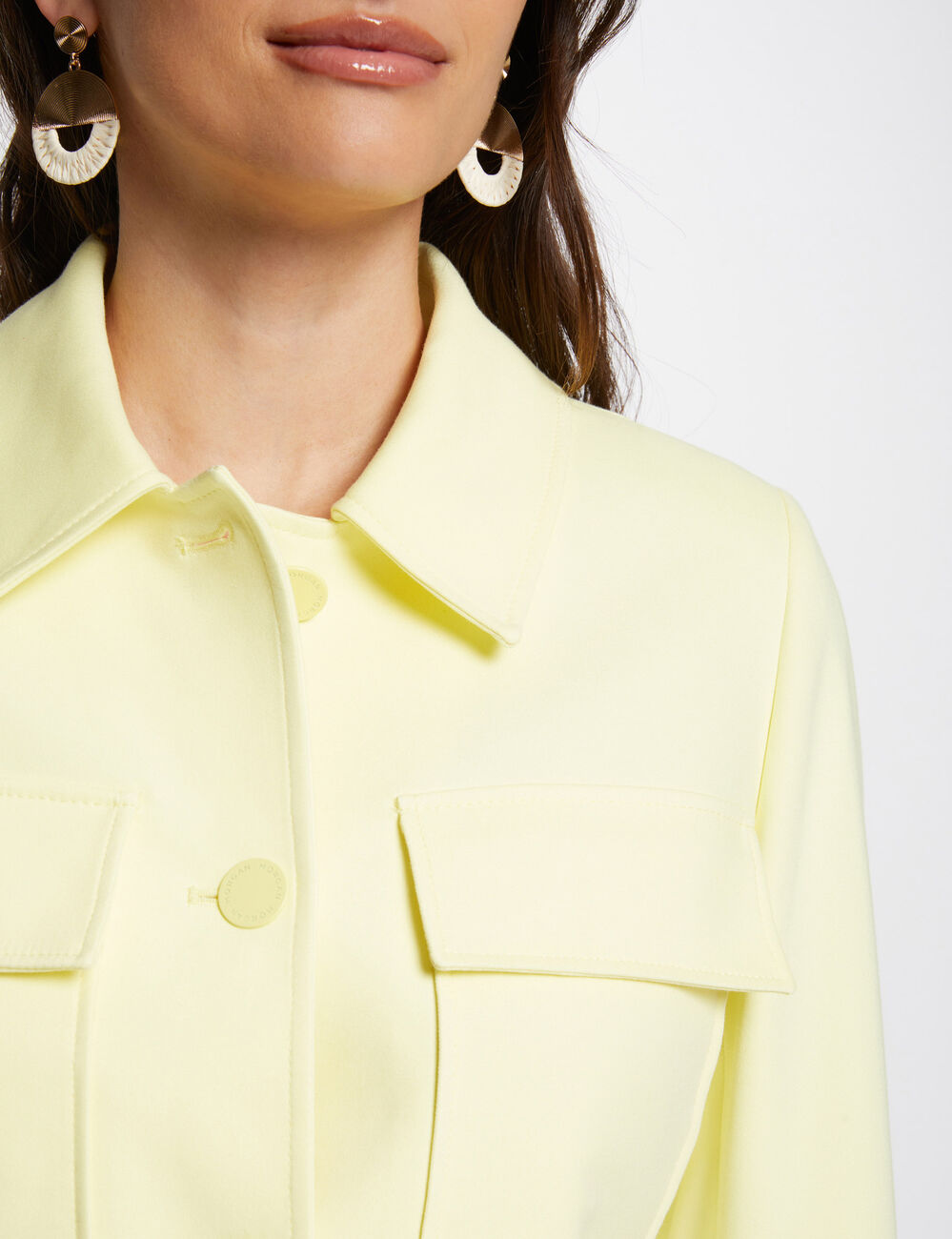 Veste courte boutonnée jaune clair femme