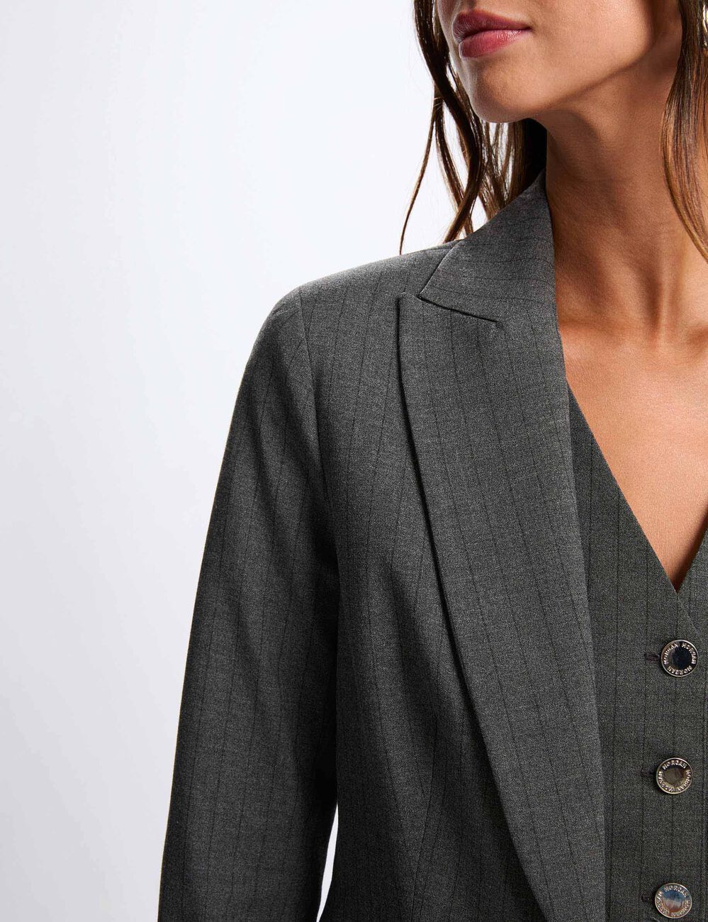 Blazer ajust&eacute; ray&eacute; gris moyen femme