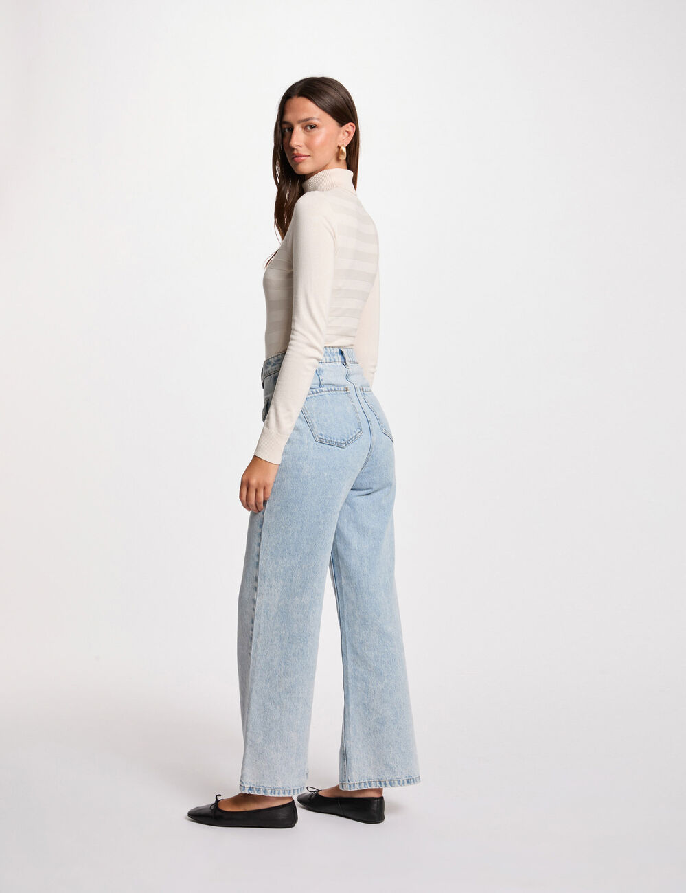 Pull col roul&eacute; ivoire femme