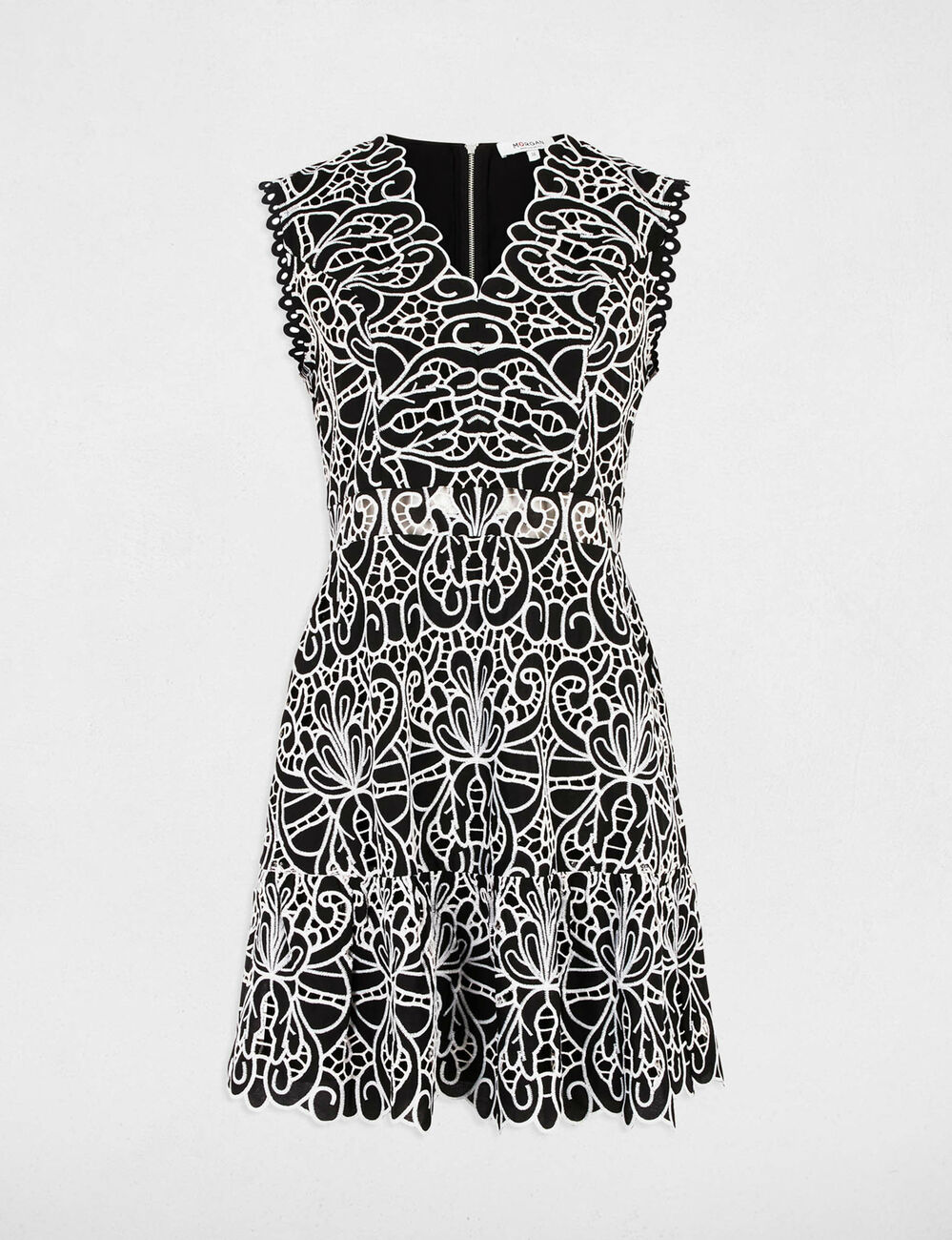 Robe courte trapèze brodée noir femme