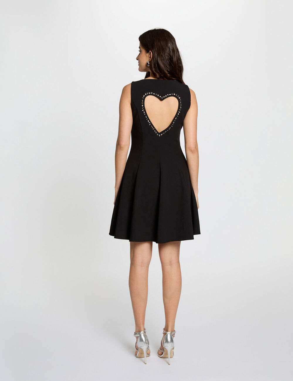 Robe courte col v noir femme