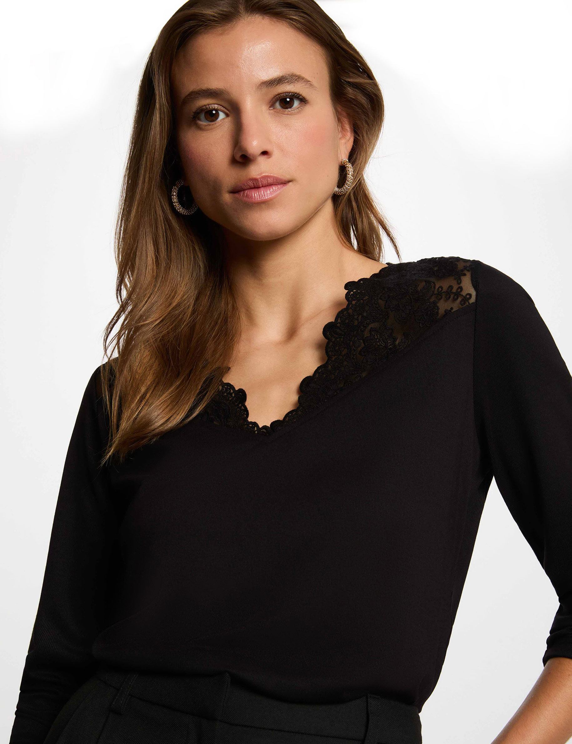 T shirt col v dentelle femme