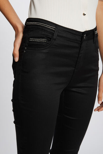 Pantalon slim enduit noir femme