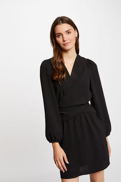 Robe courte droite noir femme