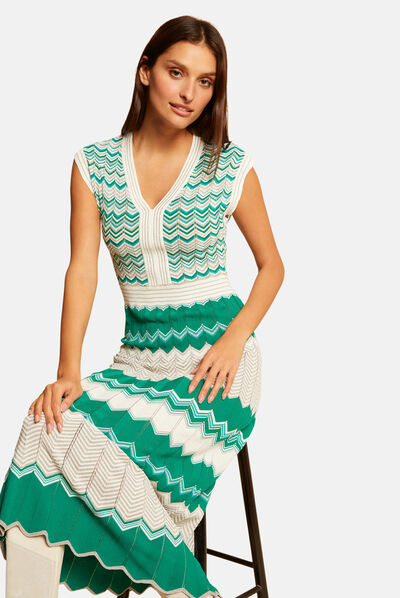 Robe pull longue droite imprimé chevron vert femme