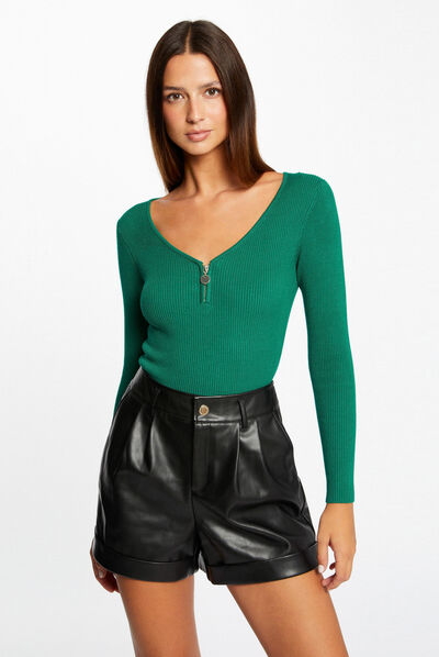 Pull manches longues côtelé détail zippé vert femme