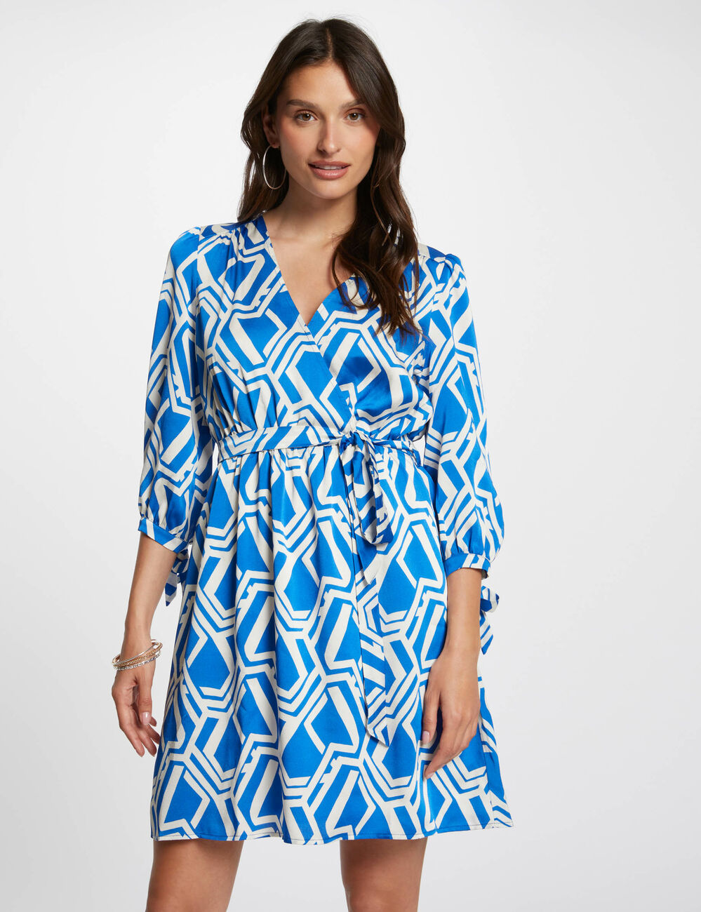 Robe courte &eacute;vas&eacute;e imprim&eacute;e multico femme
