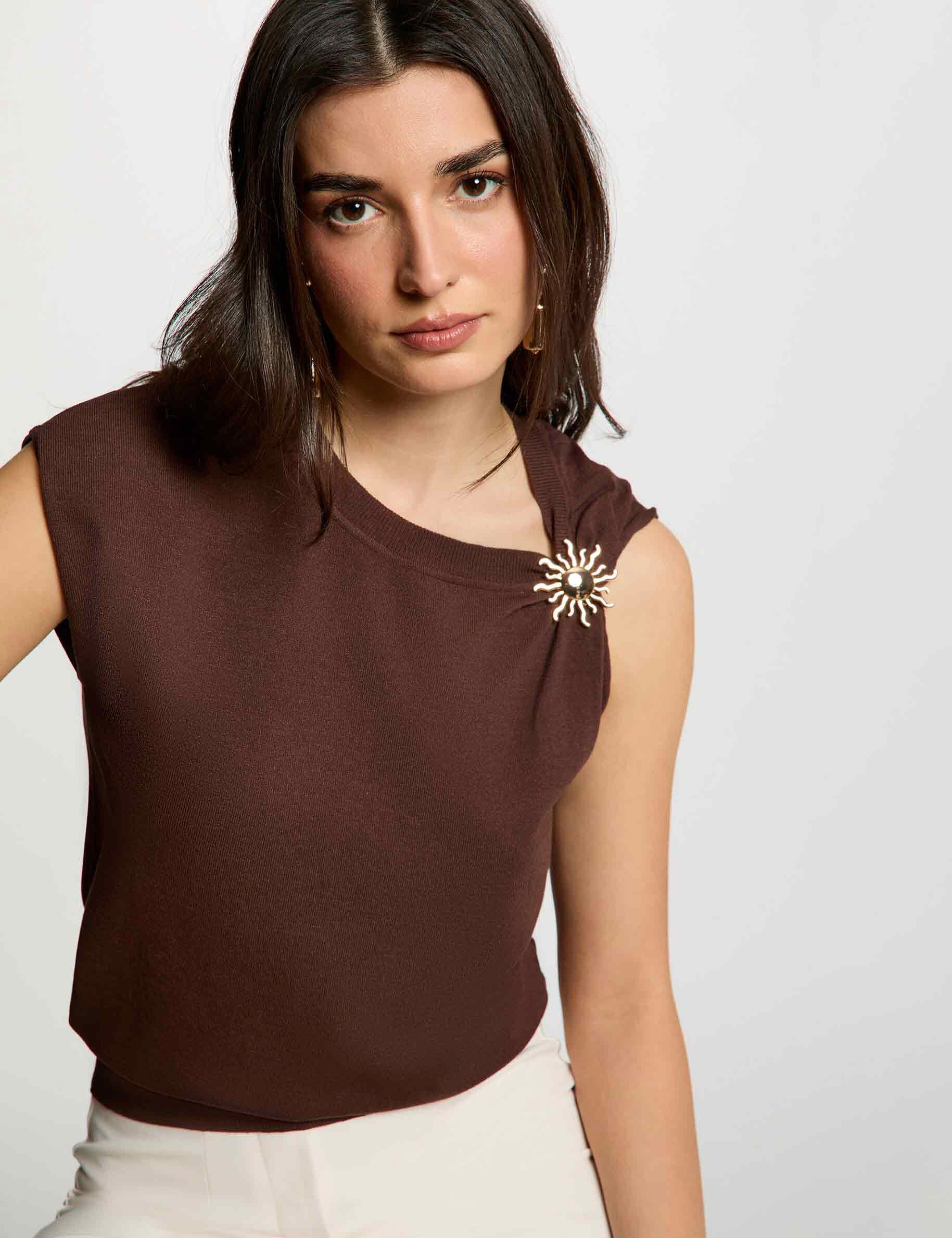 Top asymétrique sans manches femme