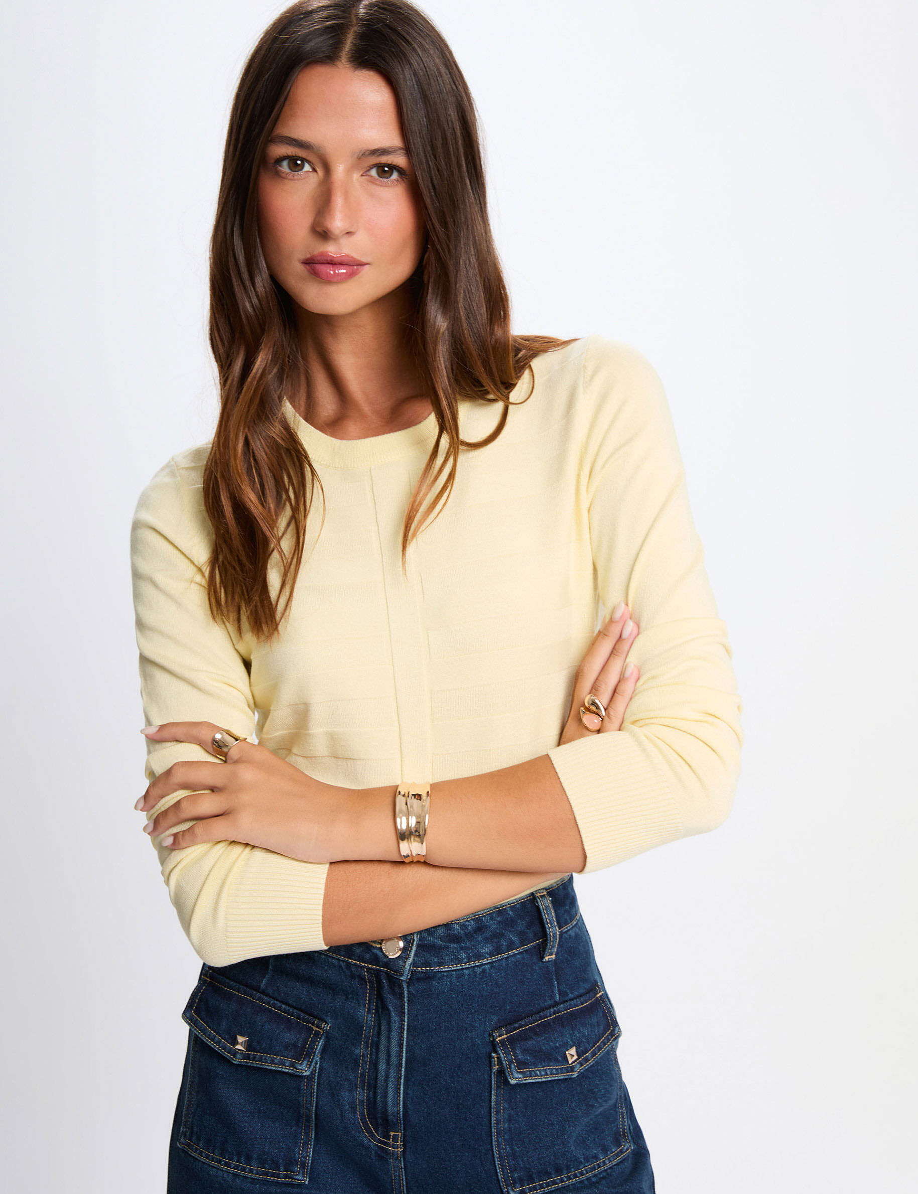 Pull ajusté col rond jaune femme