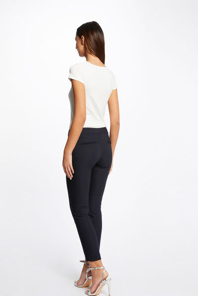 Pull manches courtes encolure coeur ecru femme