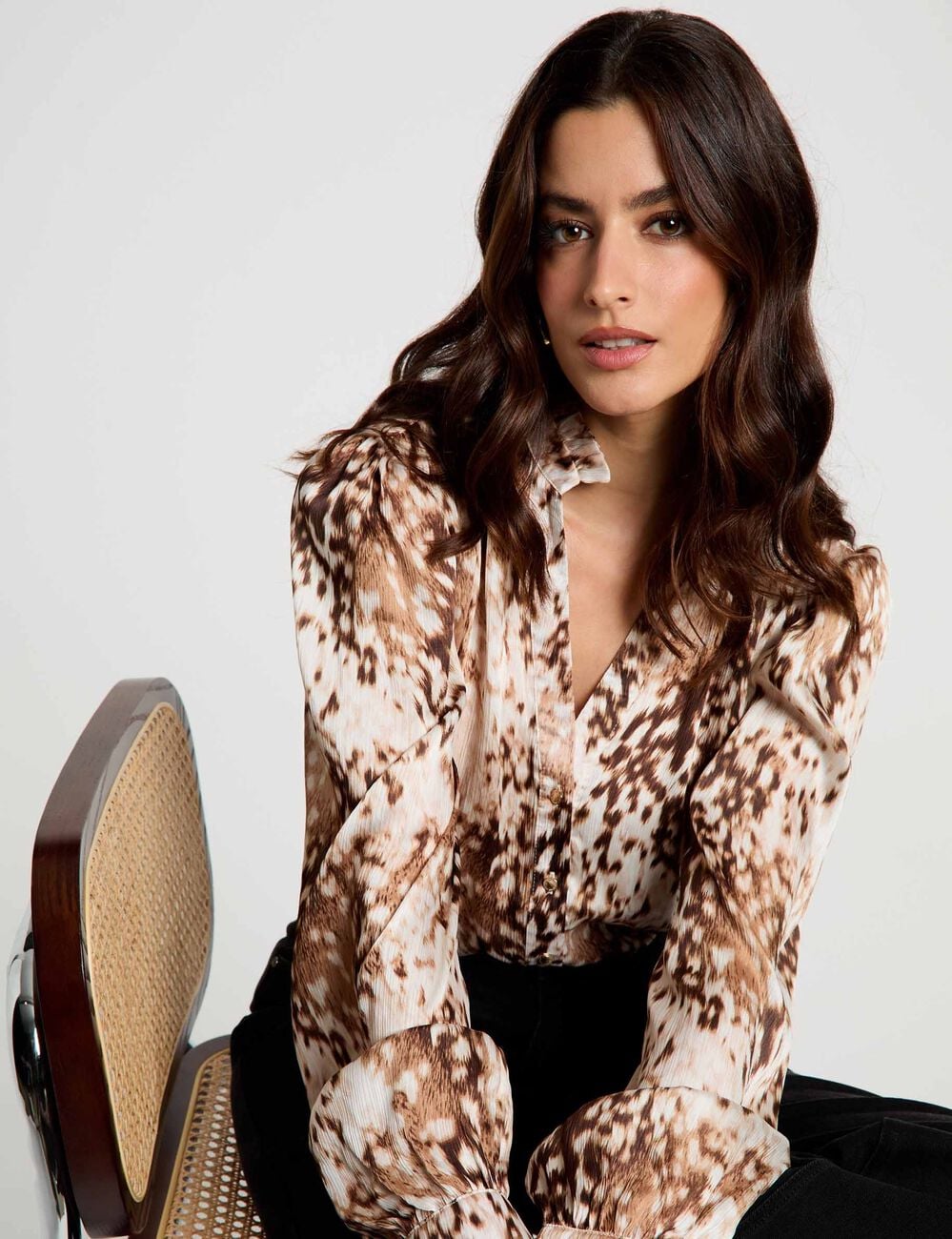 Chemise imprim&eacute;e col v multicolore femme