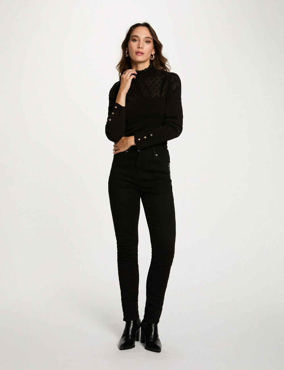 Jean slim clout&eacute; noir femme