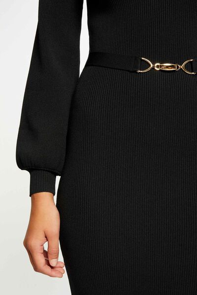 Robe pull longue ajustée à ornement noir femme
