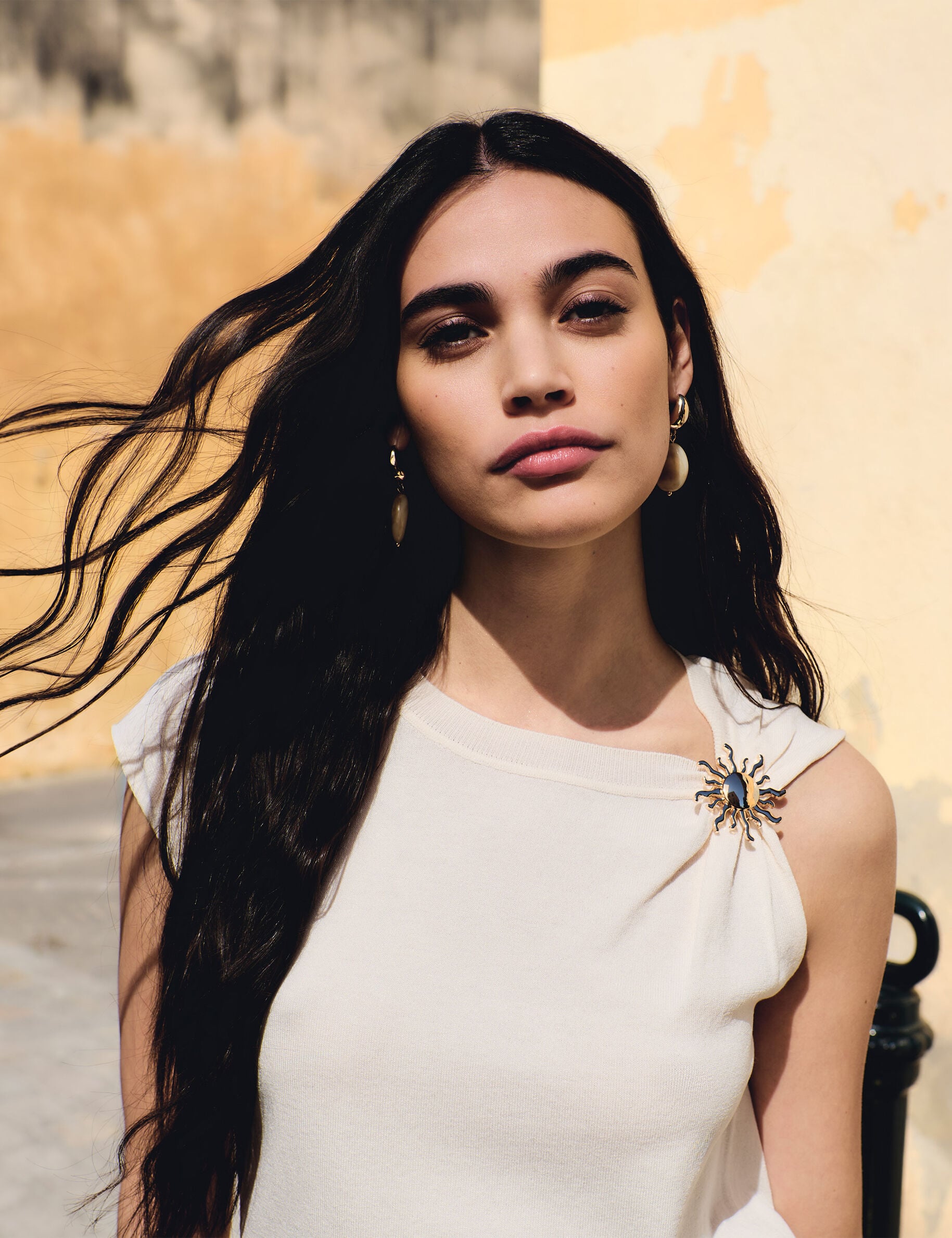 Top asymétrique sans manches femme