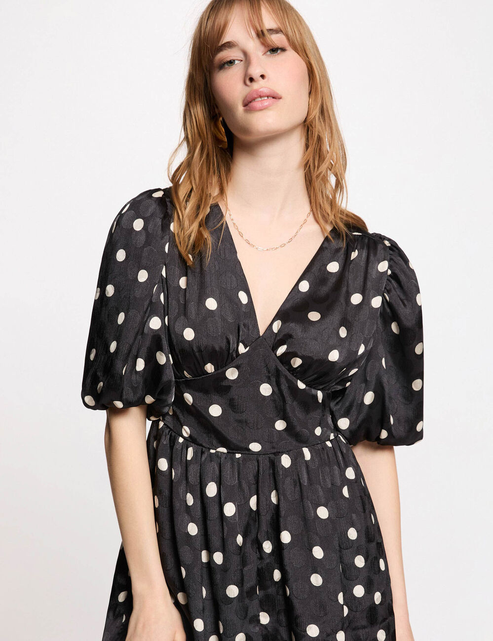 Robe courte manches bouffantes noir femme