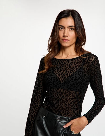 T-shirt cintr&eacute; col rond noir femme