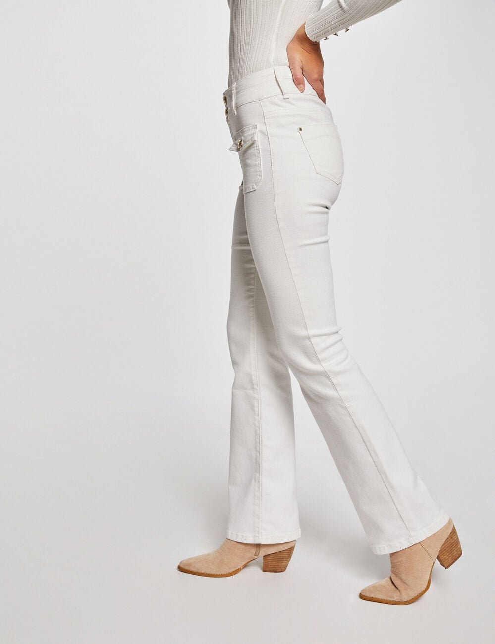 Jeans bootcut poches &agrave; rabat ivoire femme